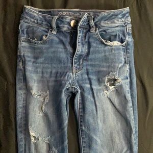 American Eagle distressed jeans